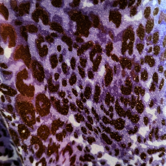 LuLaRoe Lynnae - Picture 2 of 5